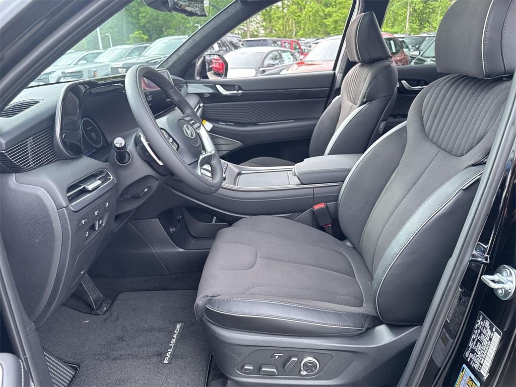 new 2025 Hyundai Palisade car, priced at $52,876