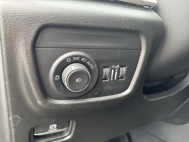 used 2024 Jeep Grand Cherokee L car, priced at $35,994