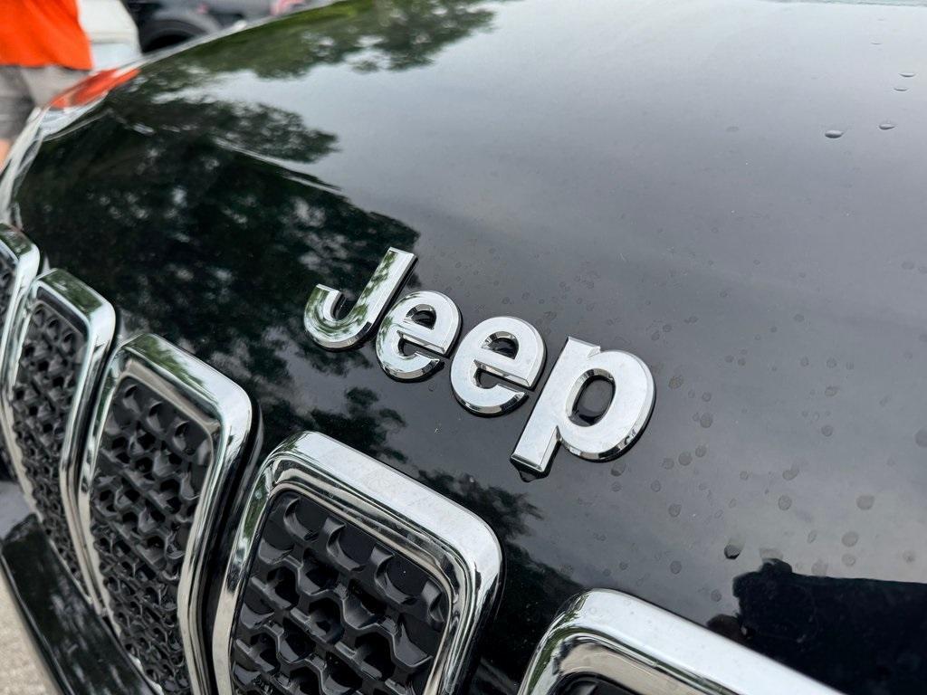 used 2022 Jeep Cherokee car, priced at $22,944