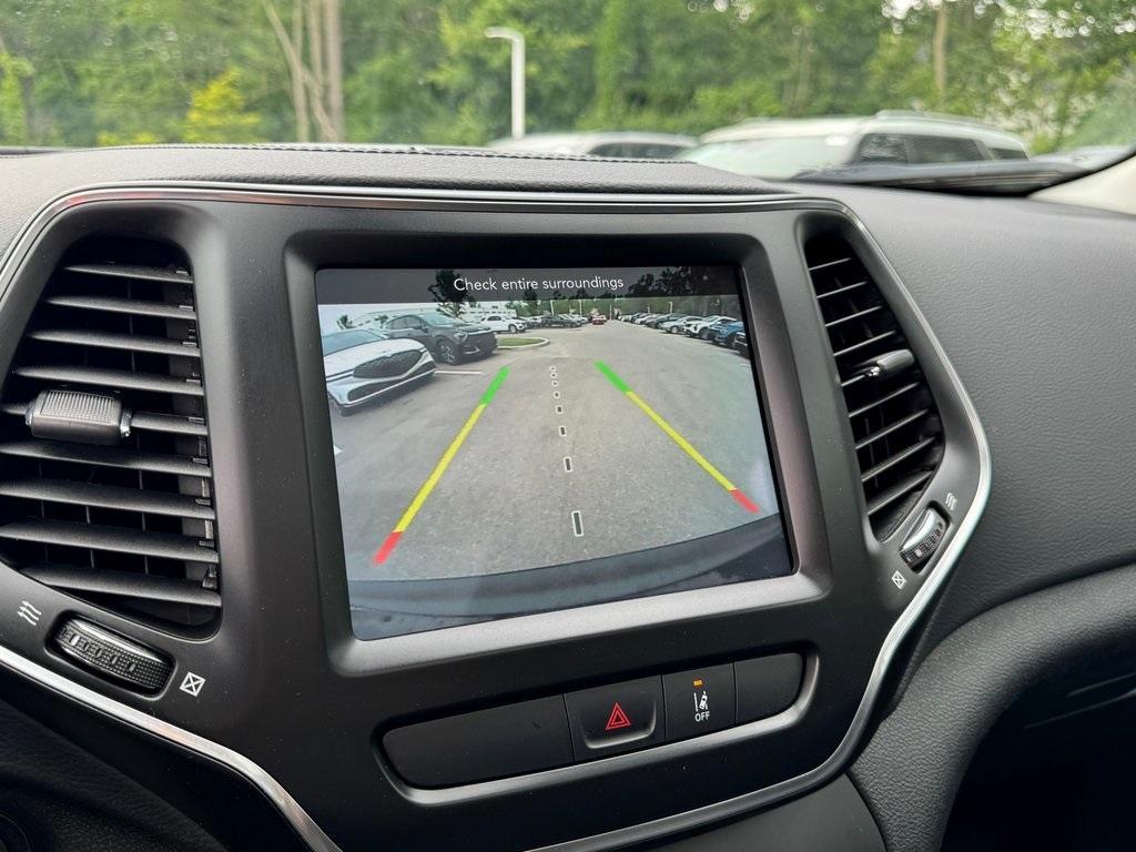 used 2022 Jeep Cherokee car, priced at $22,944