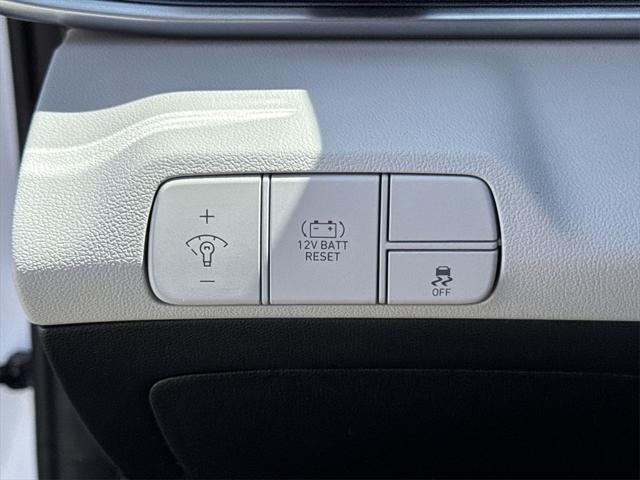 new 2025 Hyundai ELANTRA HEV car, priced at $29,575