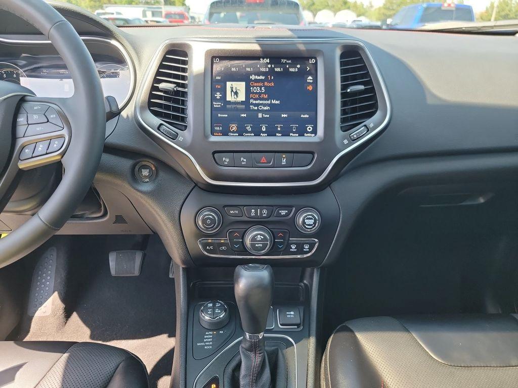 used 2022 Jeep Cherokee car