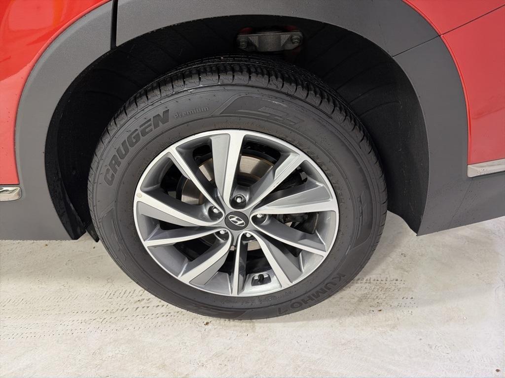 used 2020 Hyundai Santa Fe car, priced at $20,224