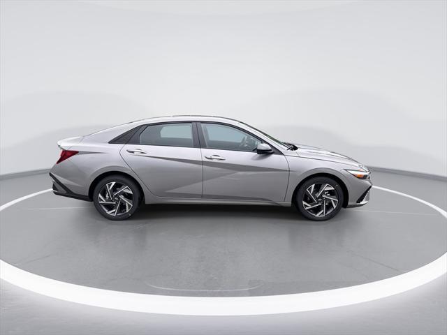 new 2025 Hyundai Elantra car, priced at $23,028