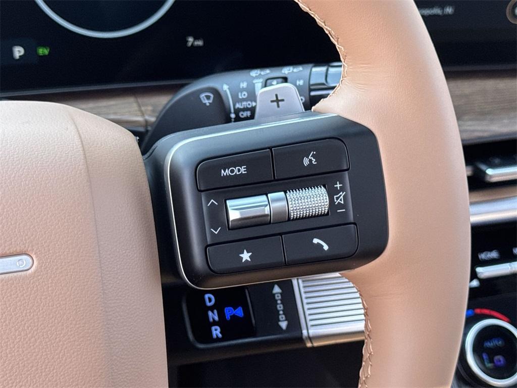 new 2025 Hyundai SANTA FE HEV car, priced at $47,551