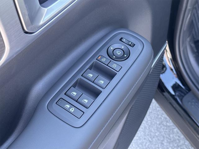 new 2025 Hyundai Santa Fe car, priced at $43,218
