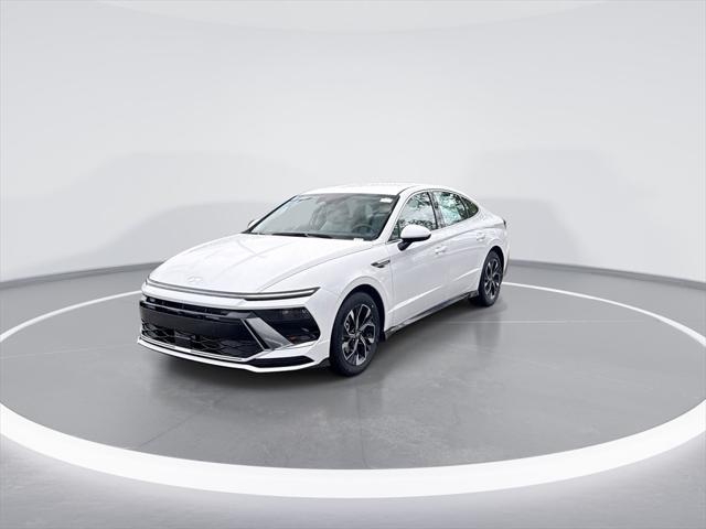 new 2025 Hyundai Sonata car, priced at $29,338