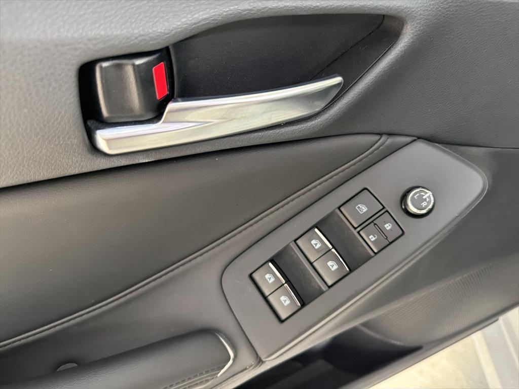 used 2022 Toyota Avalon Hybrid car, priced at $28,444