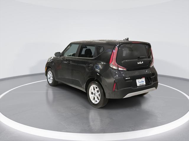 used 2025 Kia Soul car, priced at $17,994