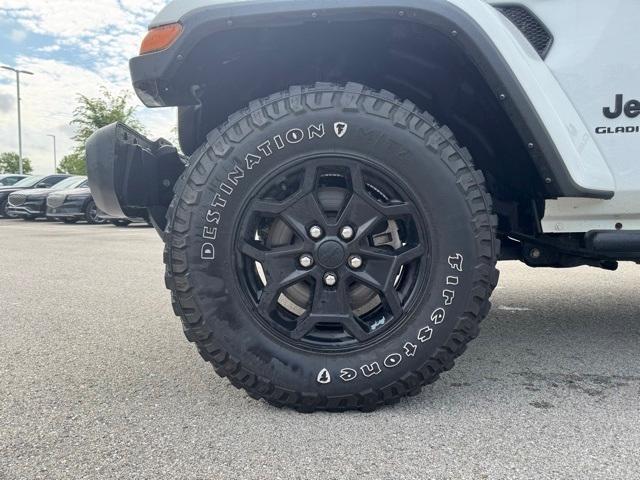 used 2022 Jeep Gladiator car, priced at $32,994