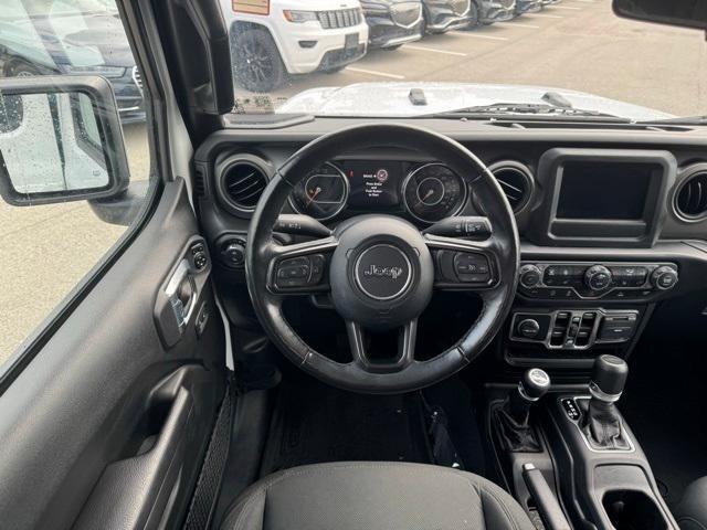 used 2022 Jeep Gladiator car, priced at $32,994