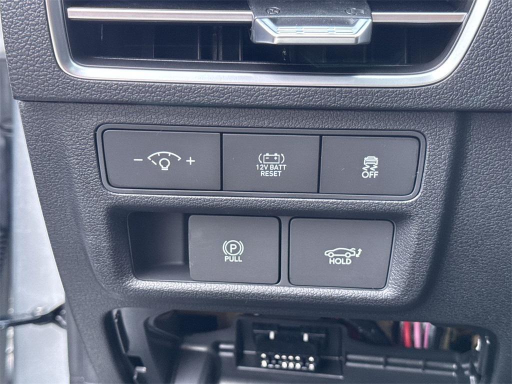 new 2025 Hyundai Sonata Hybrid car, priced at $37,053