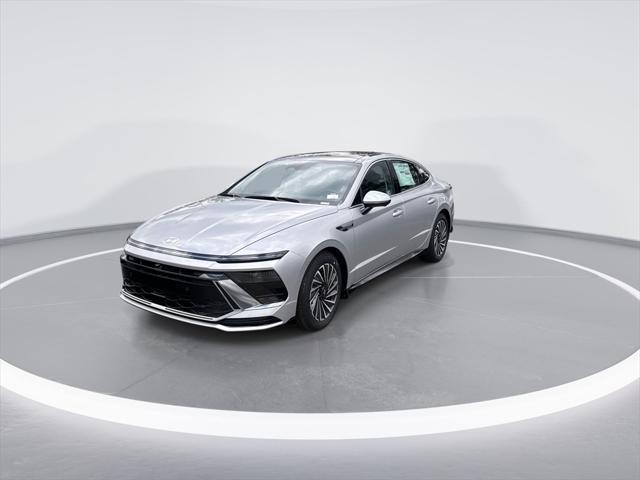 new 2025 Hyundai Sonata Hybrid car, priced at $37,053