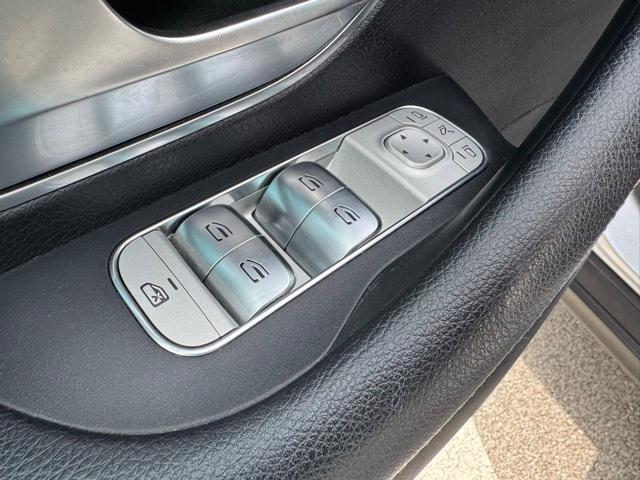 used 2020 Mercedes-Benz GLE 350 car, priced at $32,224