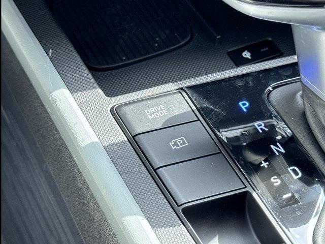 new 2025 Hyundai ELANTRA HEV car, priced at $29,325