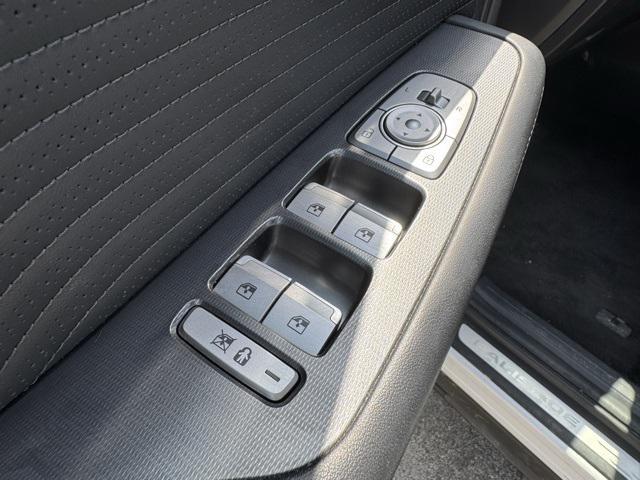 used 2024 Hyundai Palisade car, priced at $40,884