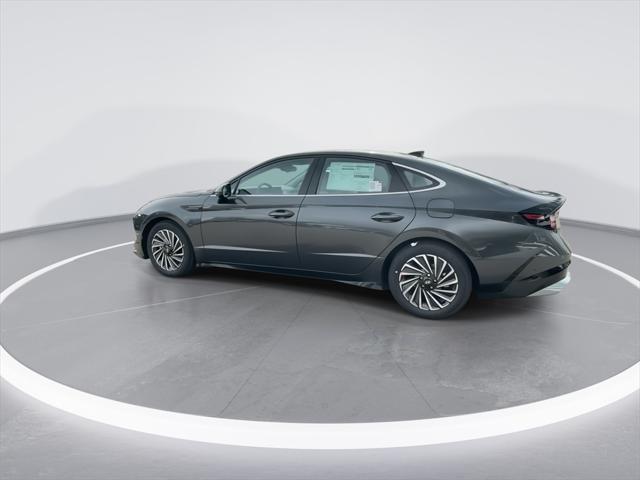 new 2025 Hyundai Sonata Hybrid car, priced at $38,243