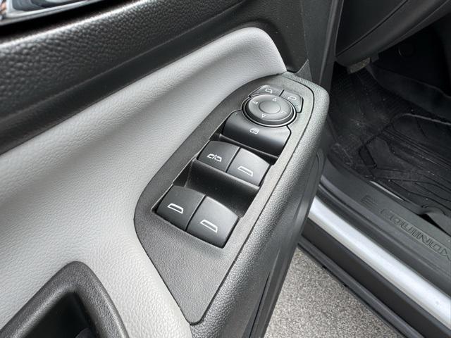 used 2022 Chevrolet Equinox car, priced at $19,494