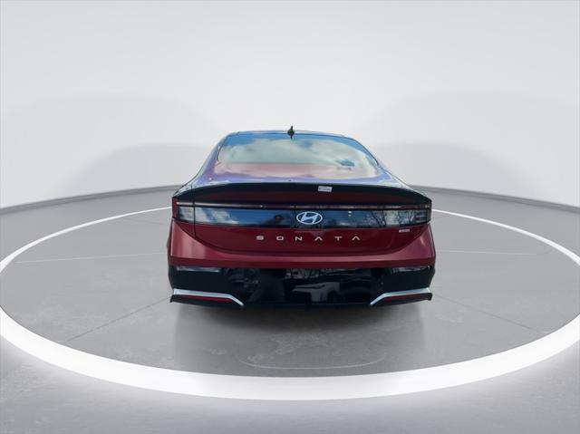 new 2025 Hyundai Sonata Hybrid car, priced at $38,695