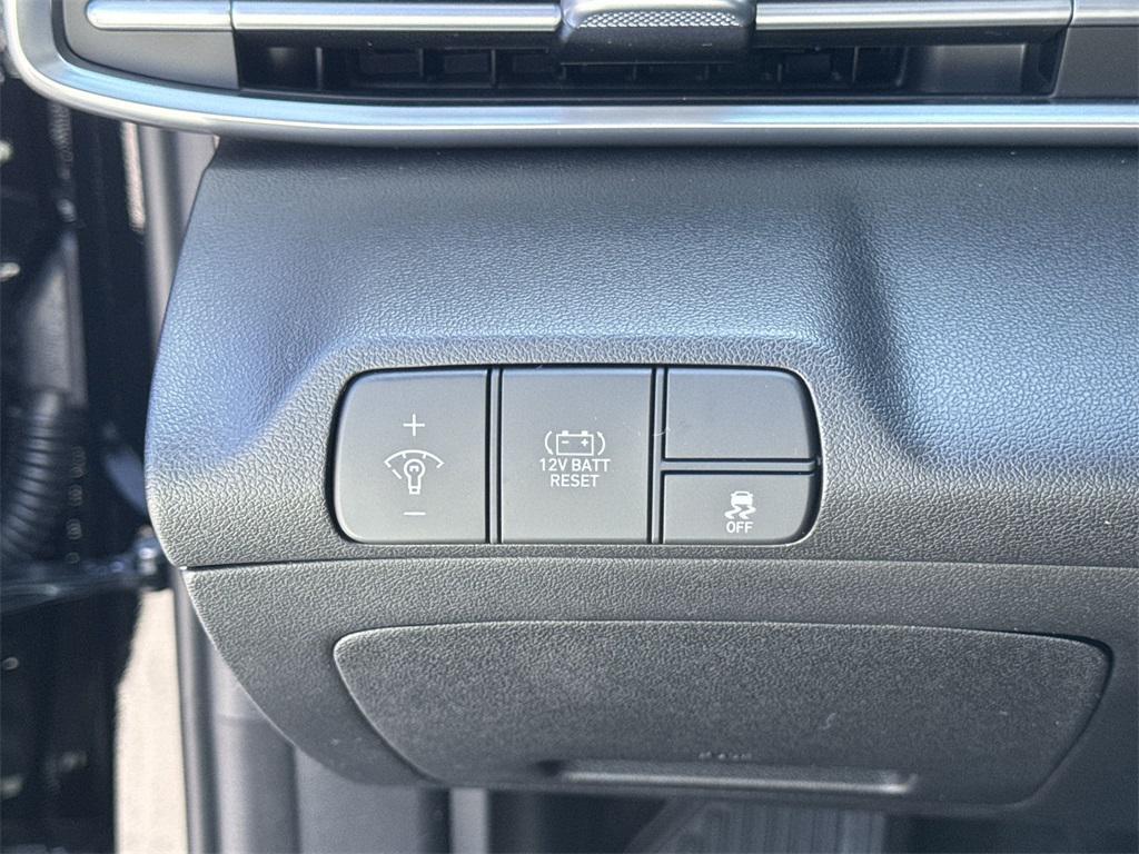 new 2025 Hyundai ELANTRA HEV car, priced at $22,593