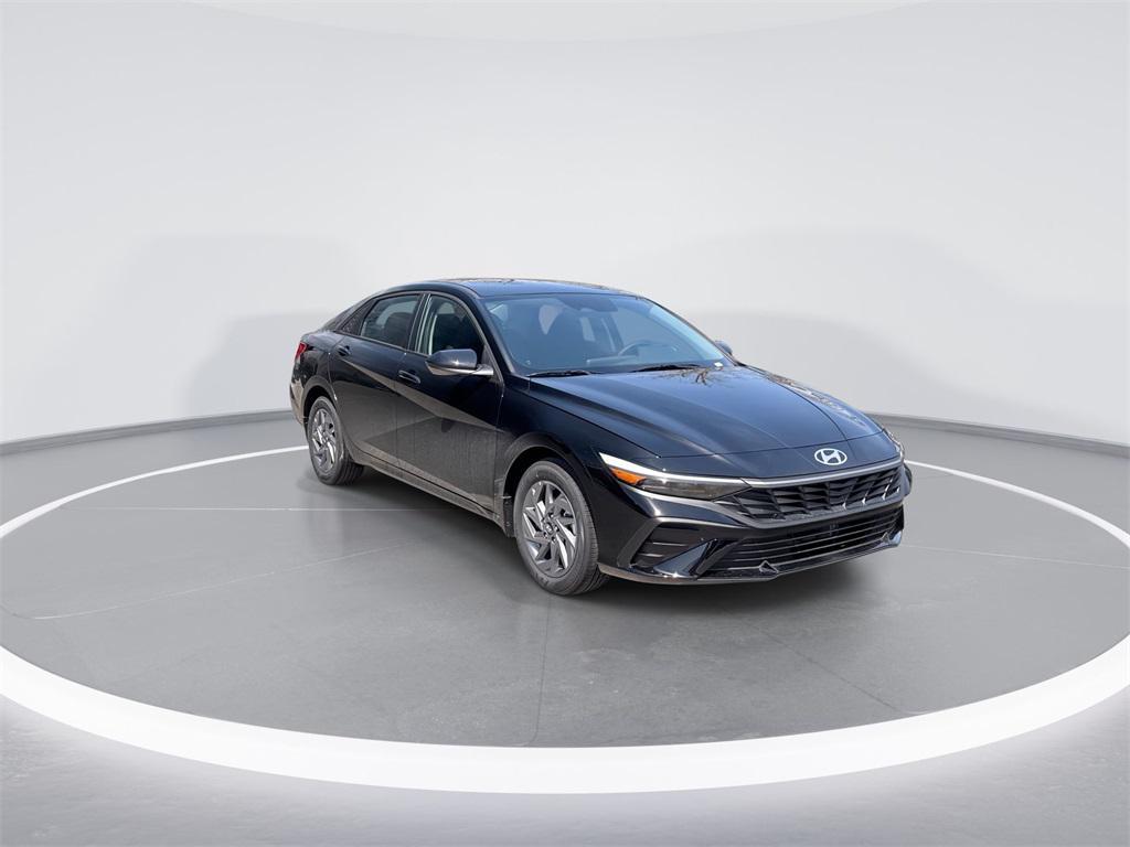 new 2025 Hyundai ELANTRA HEV car, priced at $22,593