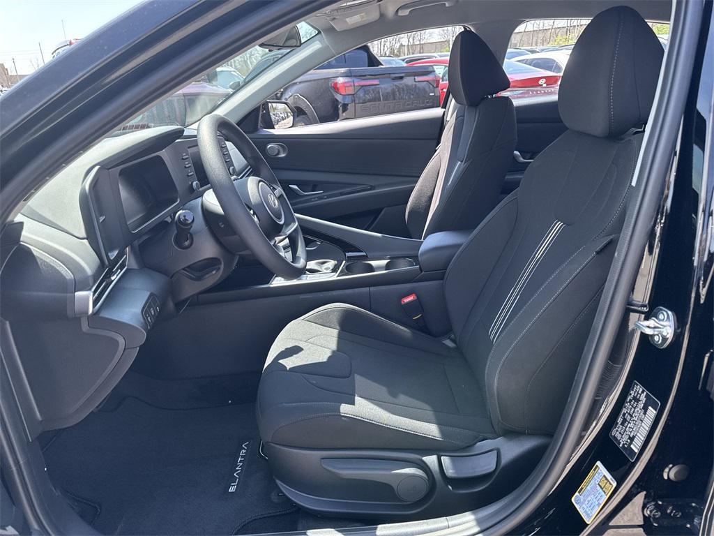 new 2025 Hyundai ELANTRA HEV car, priced at $22,593