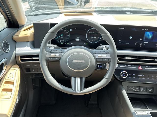 new 2025 Hyundai Sonata Hybrid car, priced at $37,053