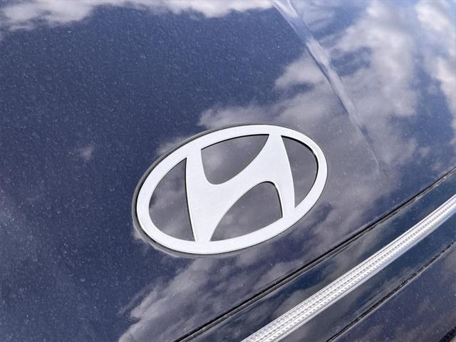 new 2025 Hyundai Sonata Hybrid car, priced at $37,053