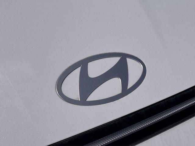 new 2025 Hyundai Sonata Hybrid car, priced at $31,931