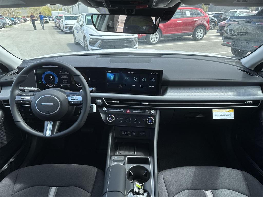 new 2025 Hyundai Sonata Hybrid car, priced at $28,431