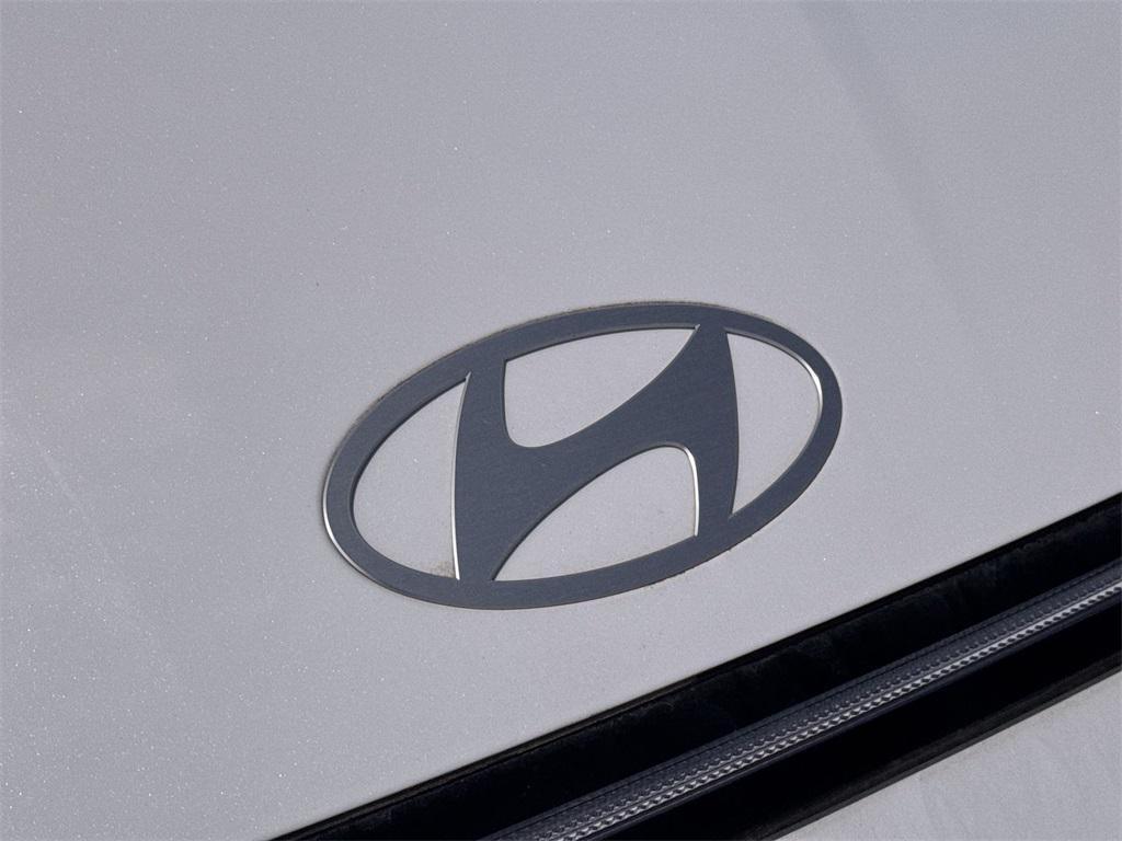 new 2025 Hyundai Sonata Hybrid car, priced at $28,431