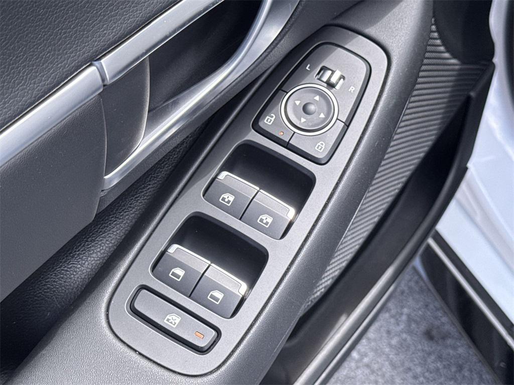 new 2025 Hyundai Sonata Hybrid car, priced at $28,431