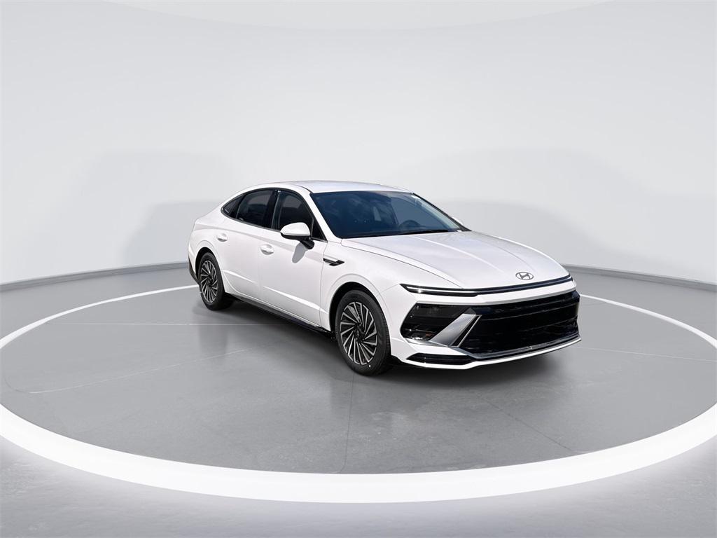 new 2025 Hyundai Sonata Hybrid car, priced at $28,431