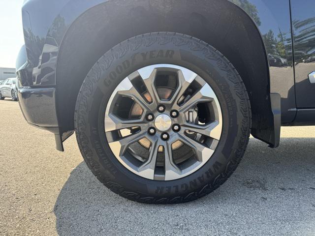 used 2022 Chevrolet Silverado 1500 car, priced at $42,994