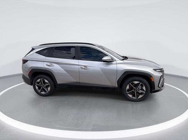 new 2025 Hyundai Tucson car, priced at $35,005