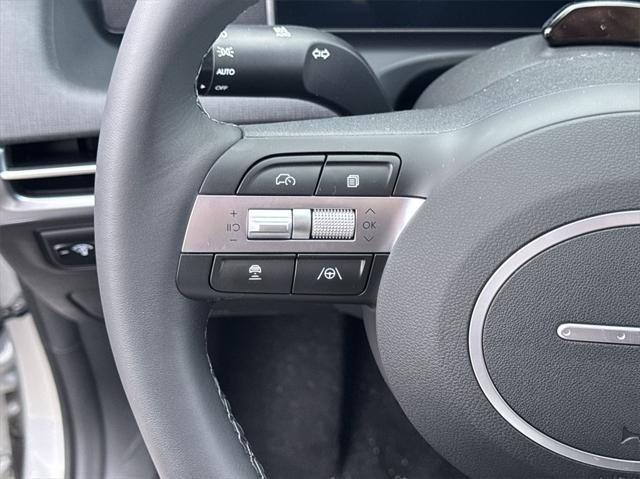 new 2025 Hyundai Tucson car, priced at $35,005