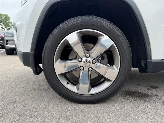 used 2016 Jeep Grand Cherokee car, priced at $11,994