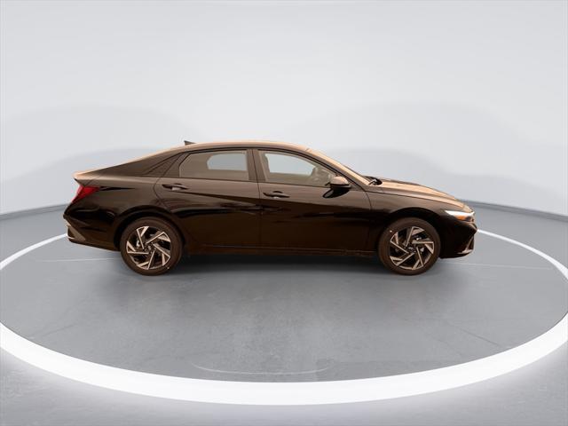 new 2025 Hyundai Elantra car, priced at $23,028