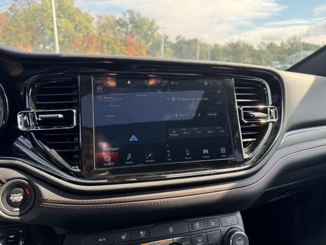 used 2024 Dodge Durango car, priced at $37,224