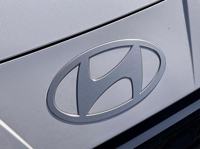 new 2025 Hyundai Elantra car, priced at $26,274