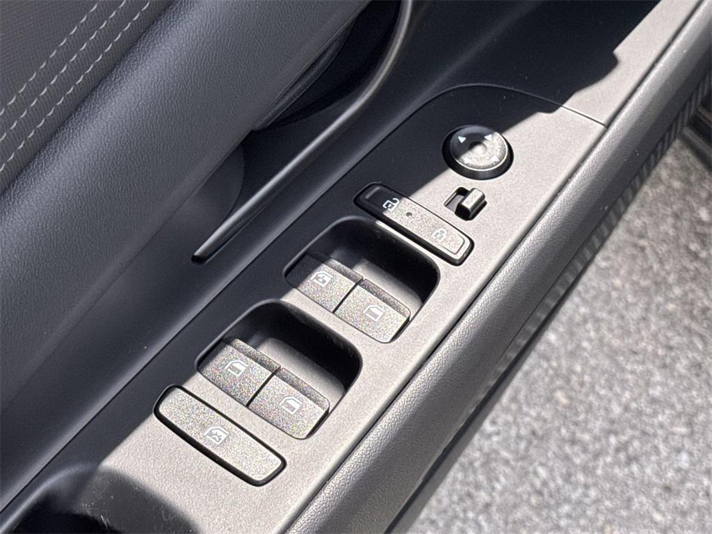 new 2025 Hyundai ELANTRA HEV car, priced at $26,755