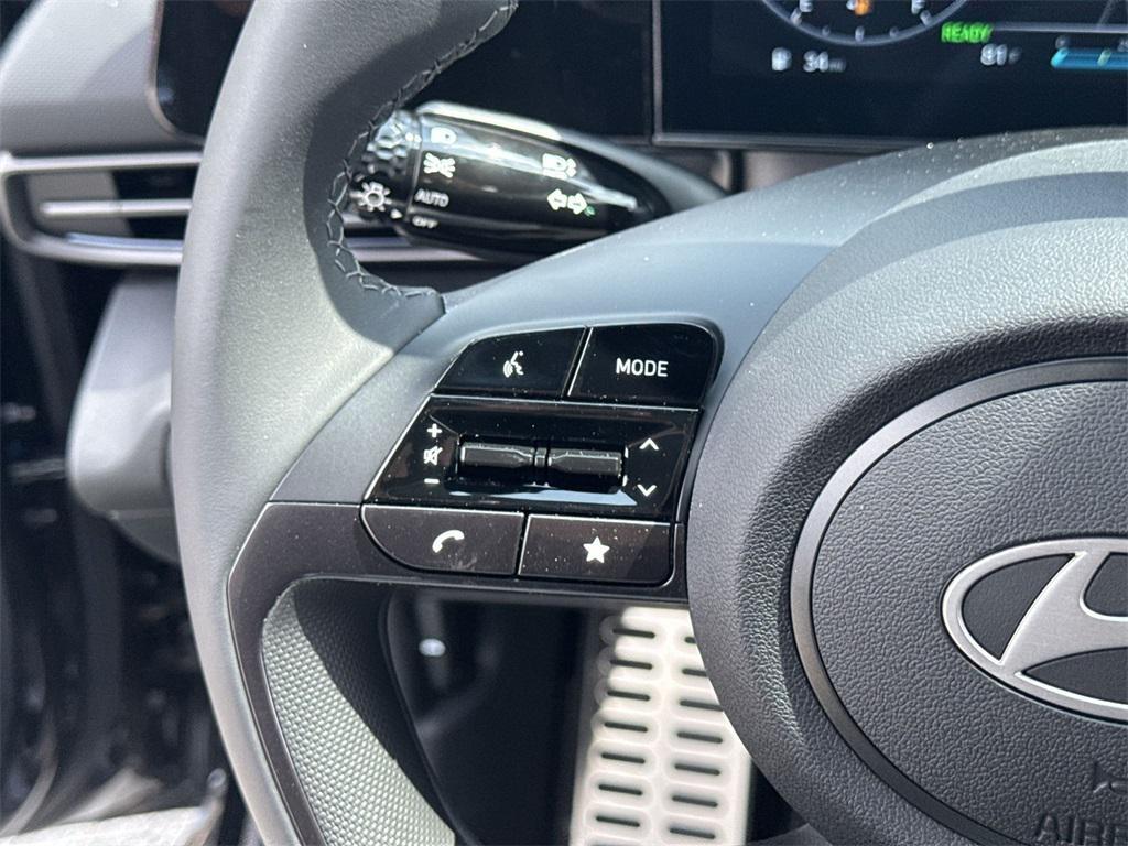 new 2025 Hyundai ELANTRA HEV car, priced at $24,005