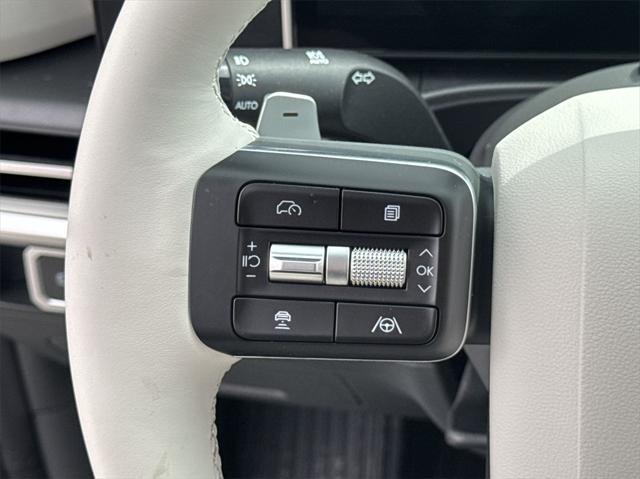 new 2025 Hyundai Santa Fe car, priced at $37,305
