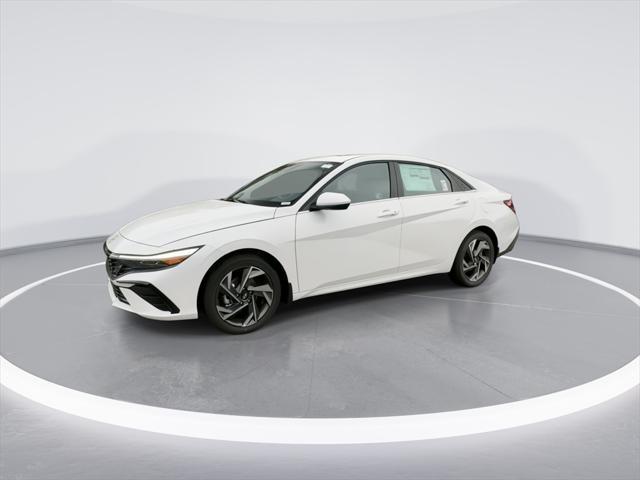 new 2024 Hyundai Elantra car, priced at $23,679