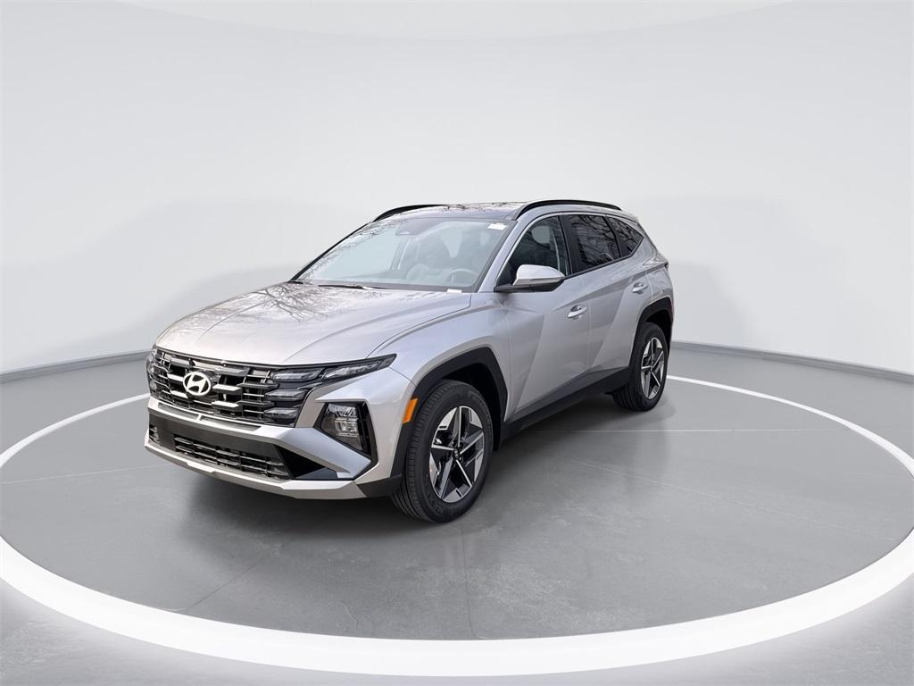new 2025 Hyundai TUCSON Hybrid car, priced at $37,581