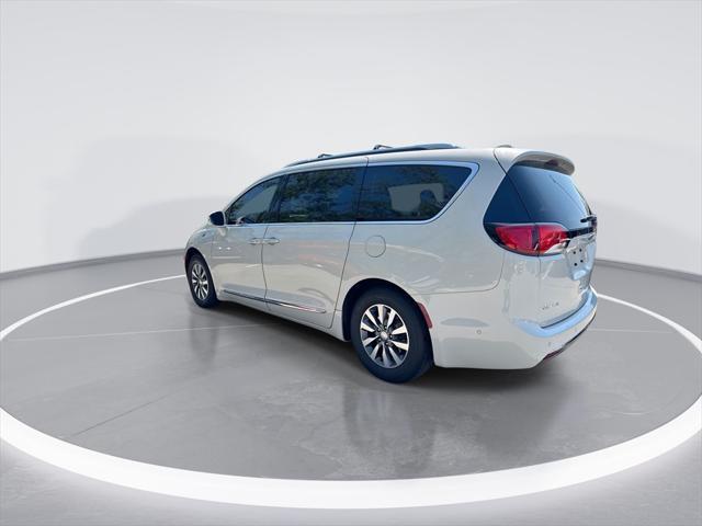 used 2020 Chrysler Pacifica Hybrid car, priced at $20,994