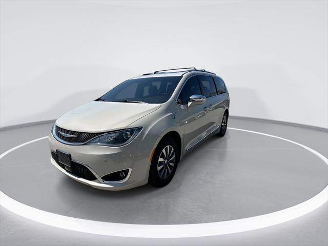 used 2020 Chrysler Pacifica Hybrid car, priced at $20,994