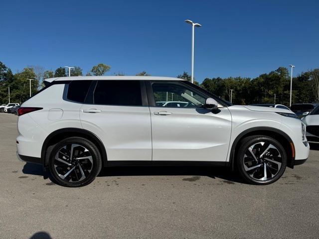 used 2024 Mitsubishi Outlander car, priced at $26,744