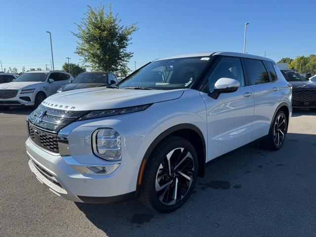 used 2024 Mitsubishi Outlander car, priced at $26,744