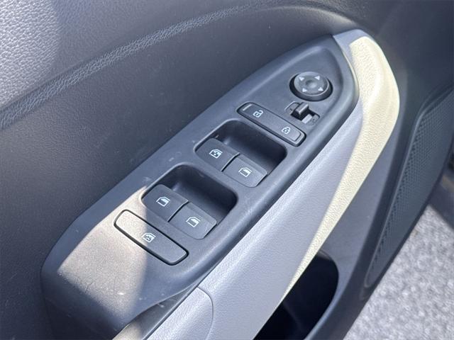 new 2025 Hyundai Venue car, priced at $23,025